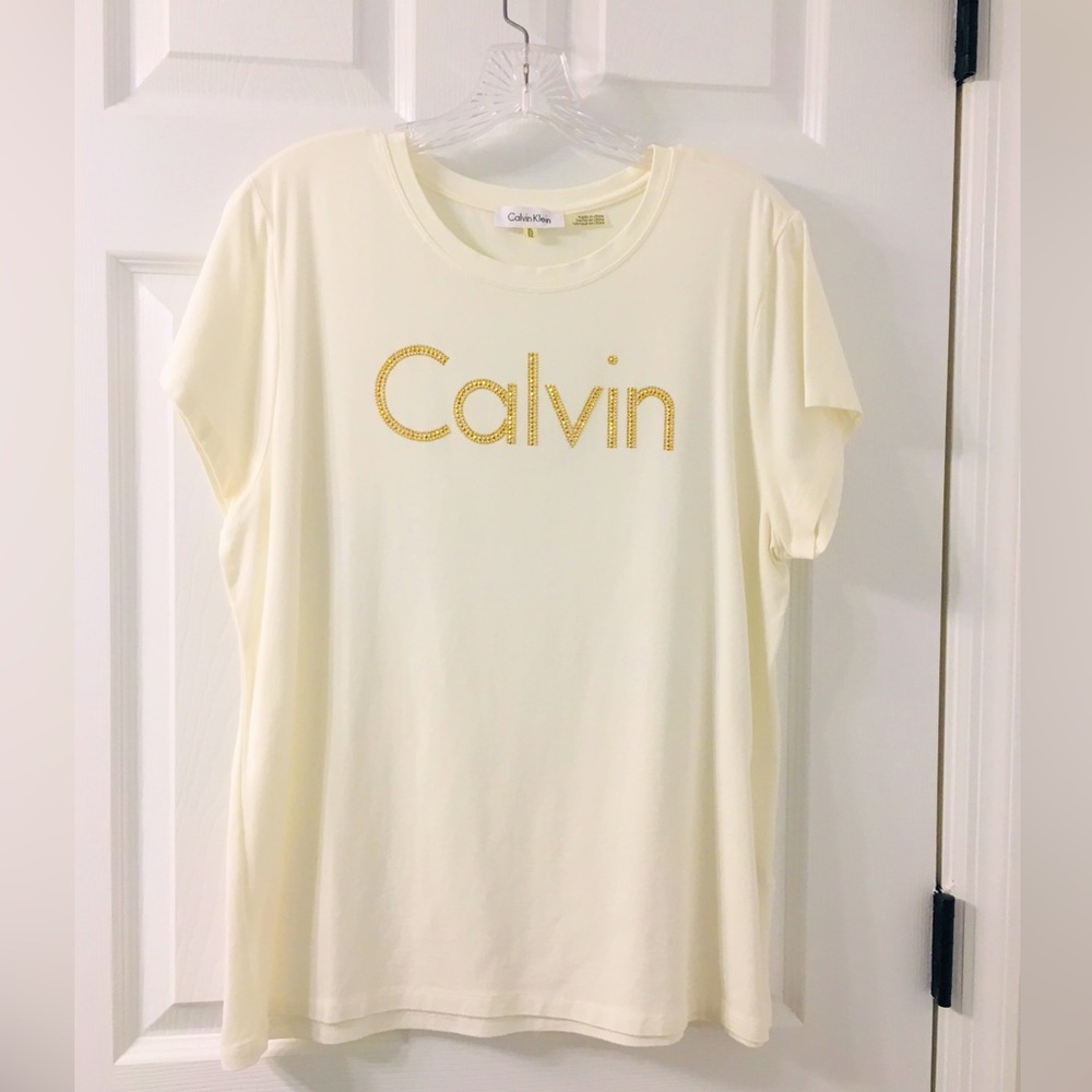 ✨ Calvin Klein Top ✨